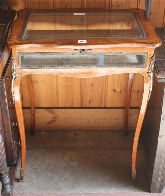 Inlaid rosewood bijouterie table